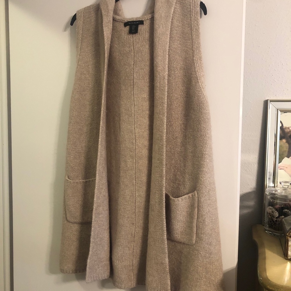 Knit Hooded Vest